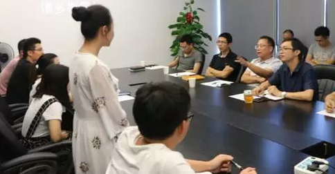 尊龙人生就是博首页首届员工转正评审会圆满举行