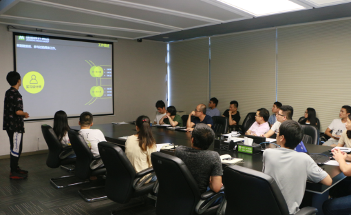 尊龙人生就是博首页举行第7期员工转正评审会