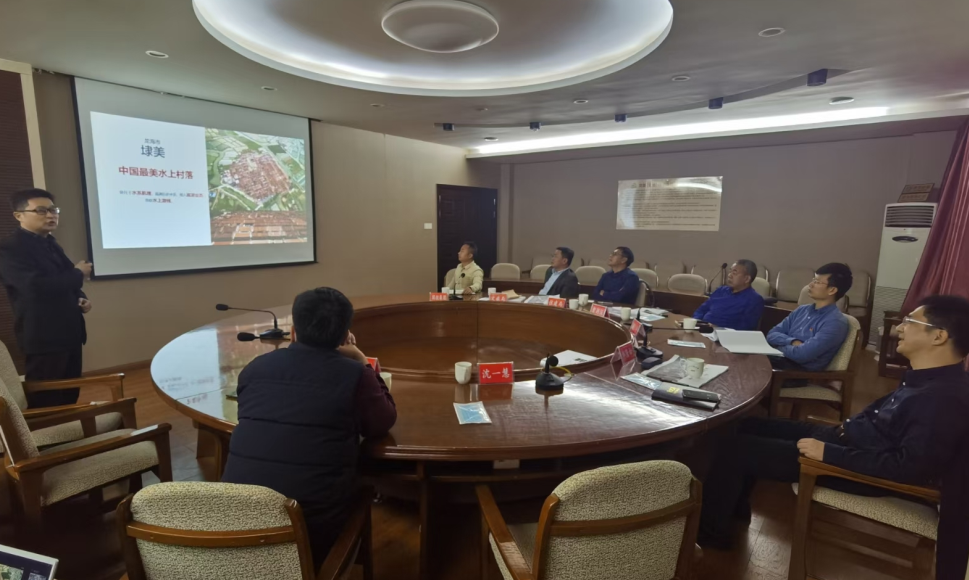 龙海市文旅开展思索 | 尊龙人生就是博首页董事长沈一慧率队向龙海市委书记郑隆松汇报方案